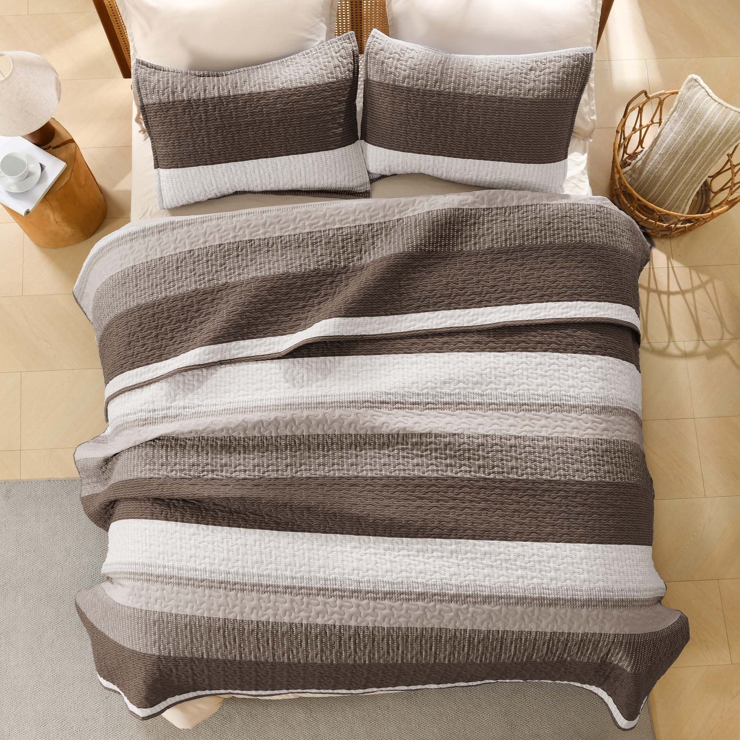 NoirZen™ Quilt Set — Wrap Yourself in Bold Style and All-Season Cloudlike Comfort