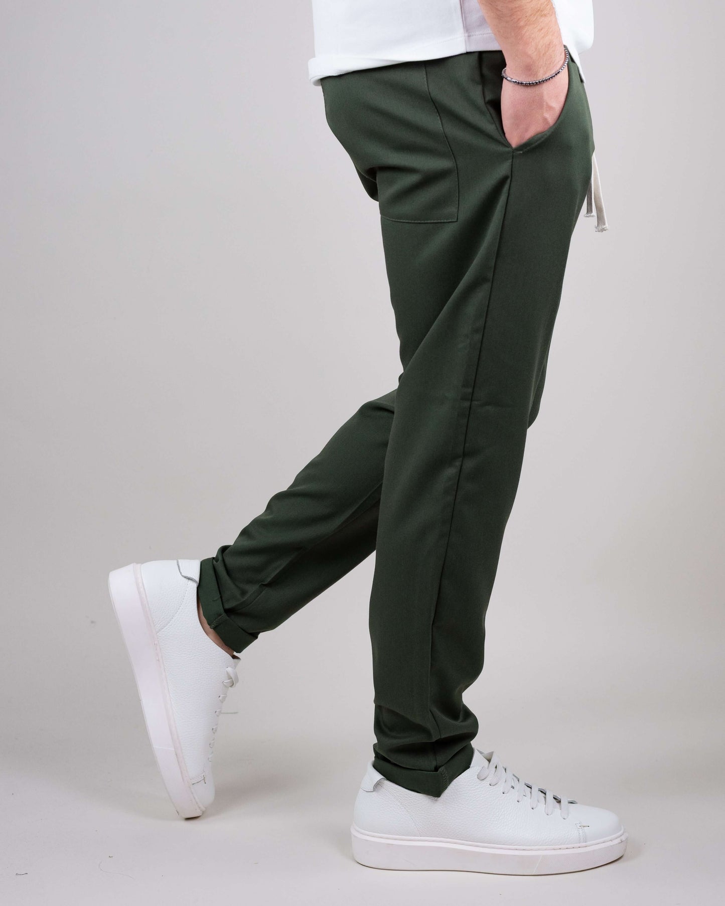 Norla — Breathable Viscose Pants with Tailored Fit for All-Day Comfort