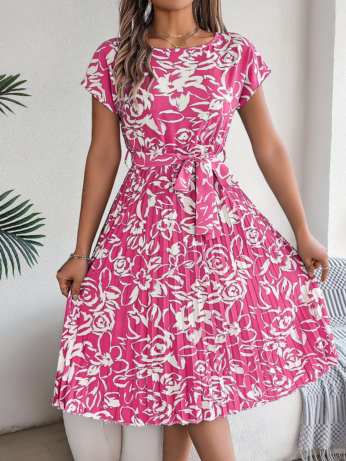 VeloraMist™ — Command Attention with Effortless Glam and All-Day Confidence