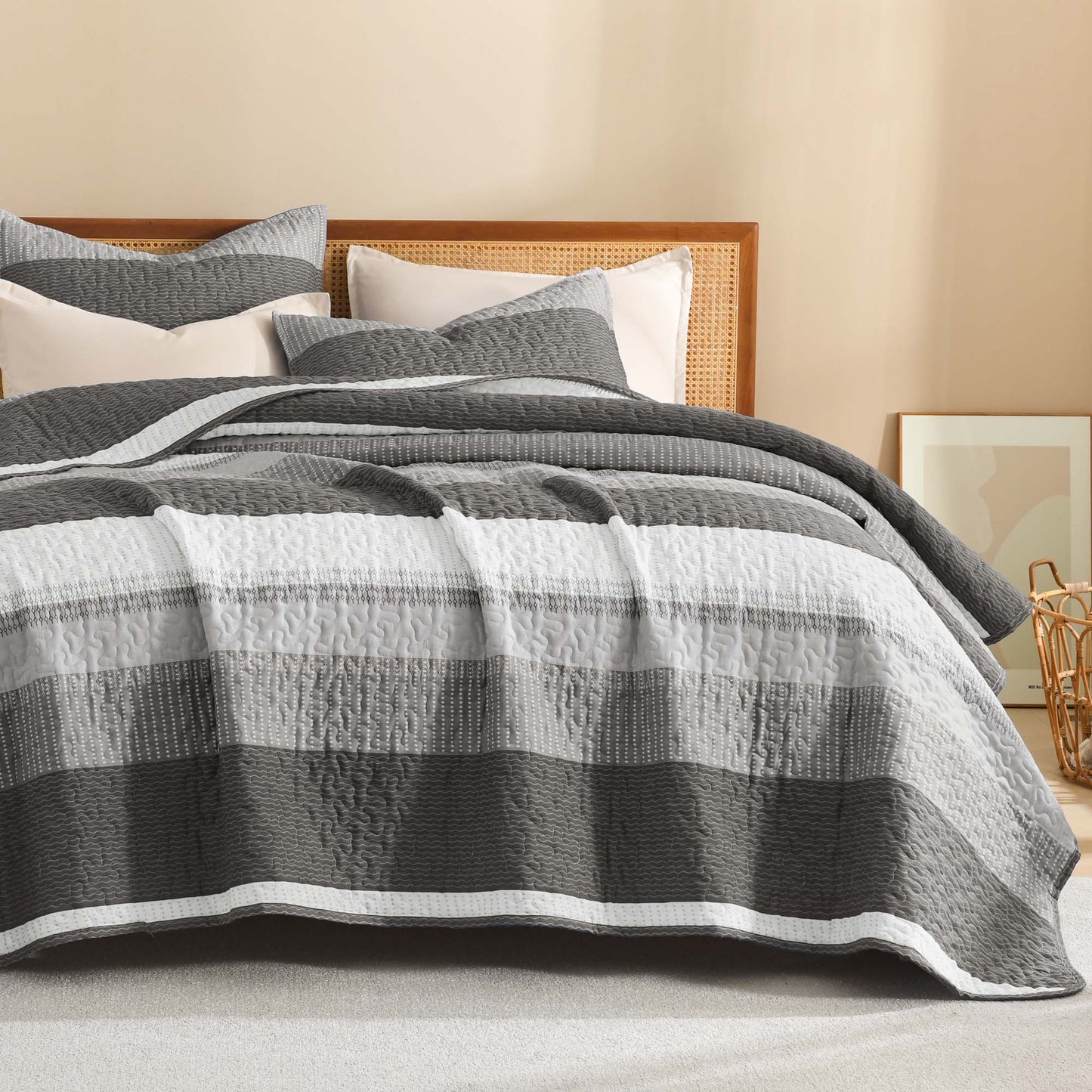 NoirZen™ Quilt Set — Wrap Yourself in Bold Style and All-Season Cloudlike Comfort