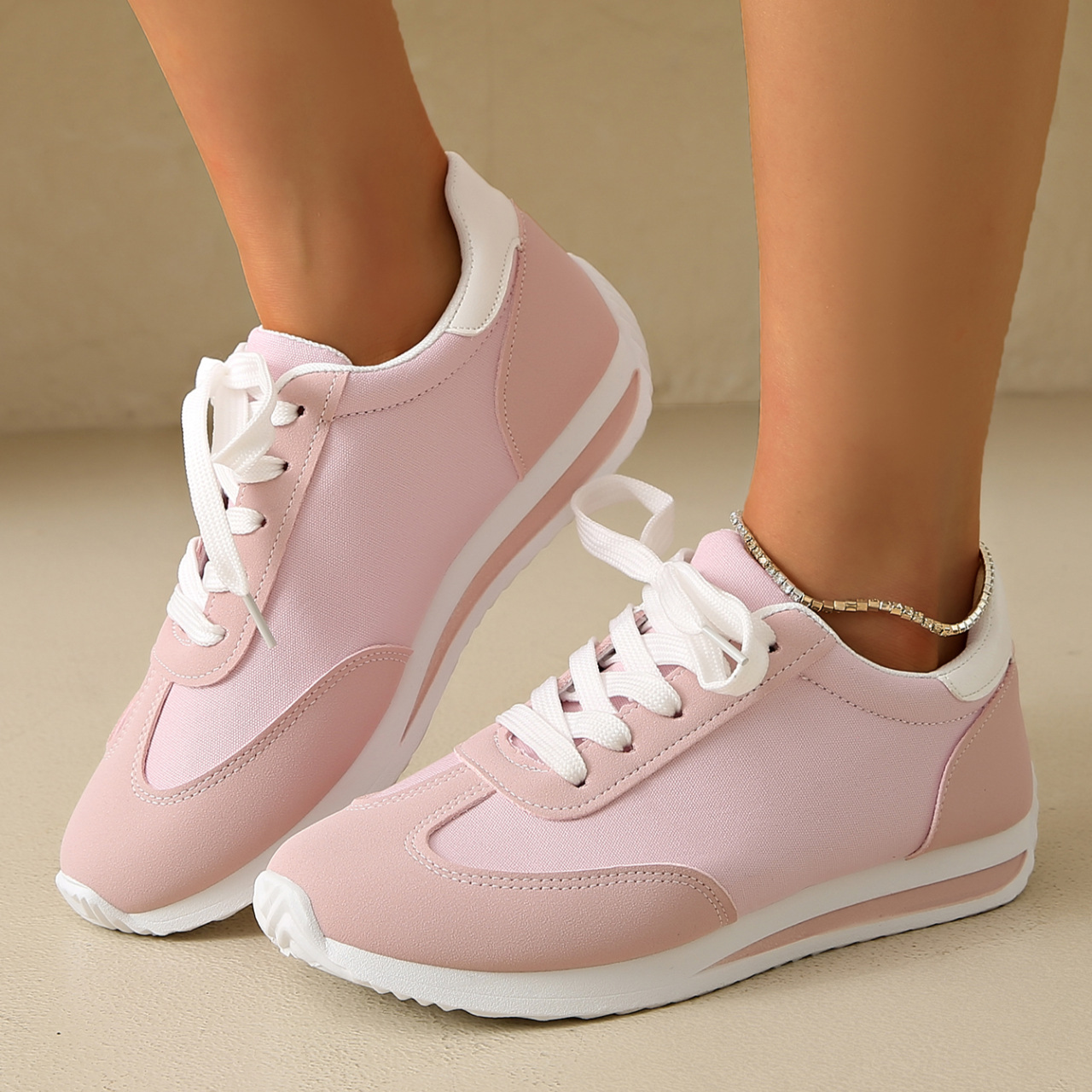 Vexa — Retro Mesh Sneakers with Cushioned Comfort
