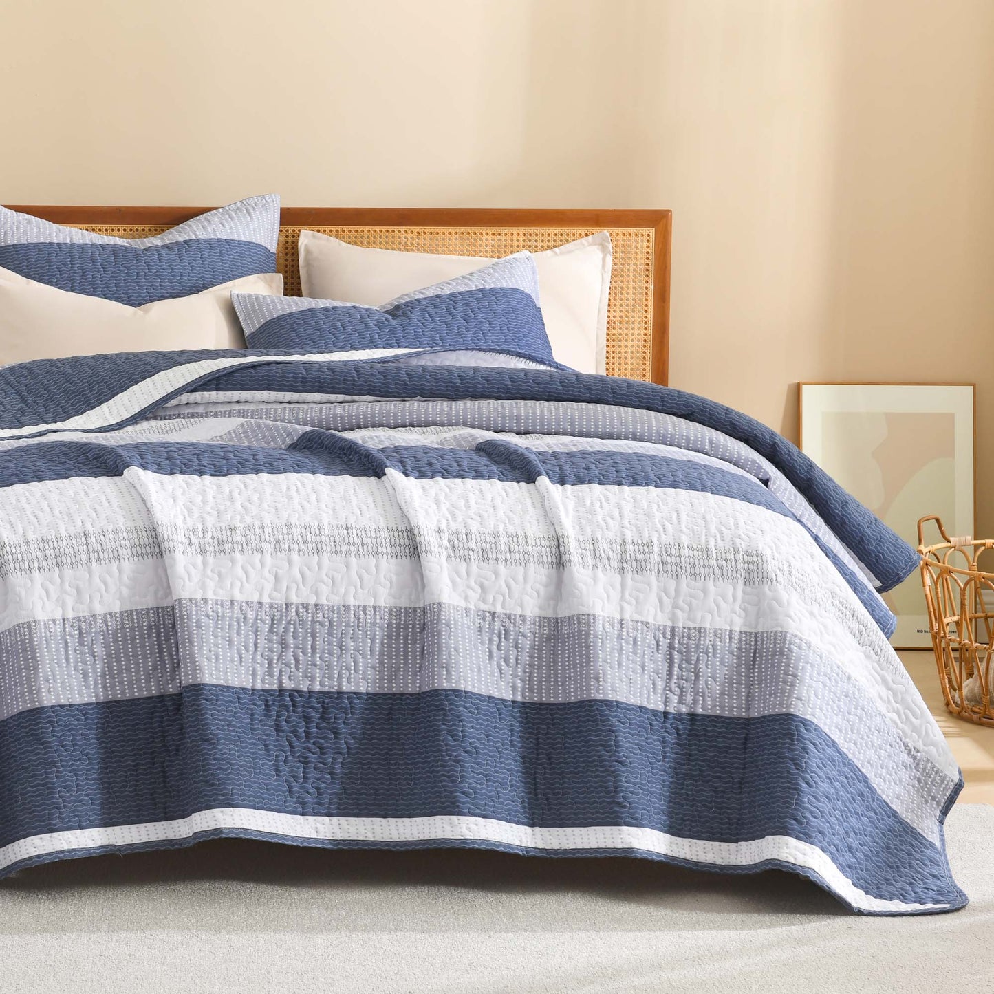NoirZen™ Quilt Set — Wrap Yourself in Bold Style and All-Season Cloudlike Comfort