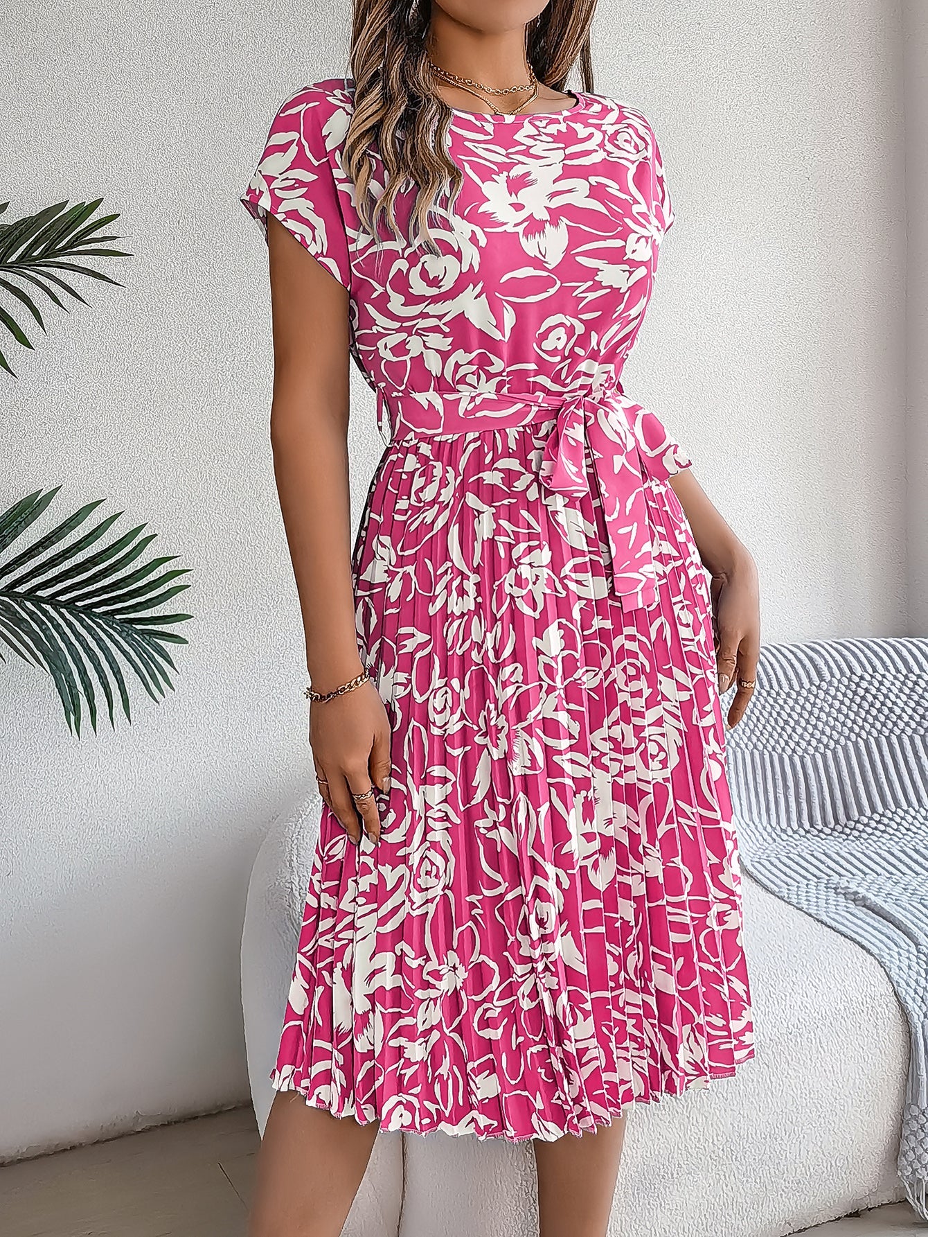 VeloraMist™ — Command Attention with Effortless Glam and All-Day Confidence