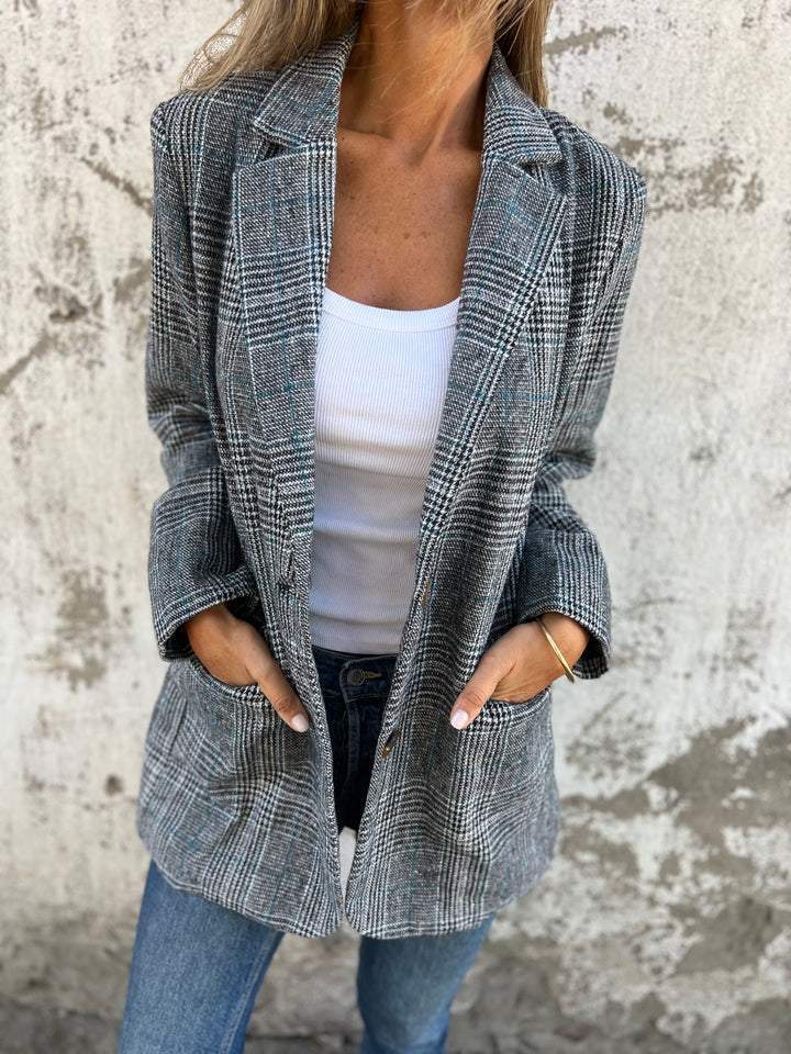 Liora — Women's Breathable Cotton Blazer with Tailored Fit