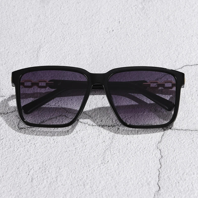 Selan — Oversized Square Sunglasses with Gold Chain-Link Arms