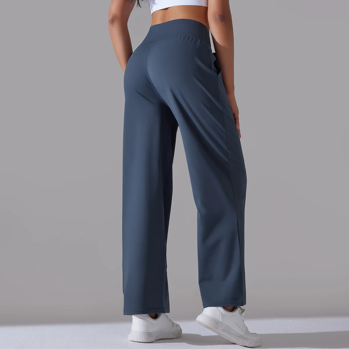FreedomFlow Pants™ — Experience All-Day Comfort That Moves with You
