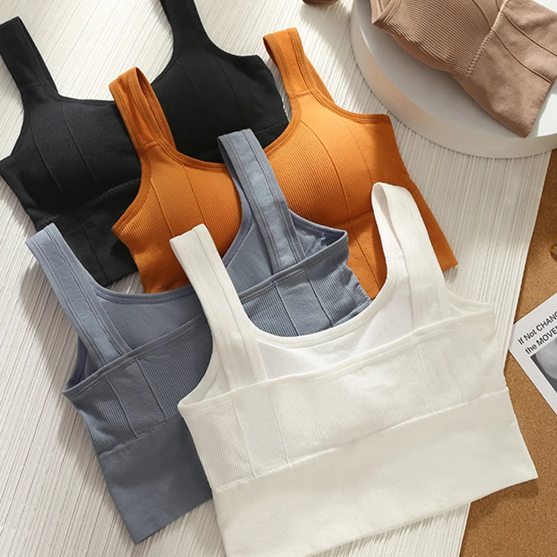 Elara Motion Core — Seamless Ribbed Sports Bra with Supportive Straps