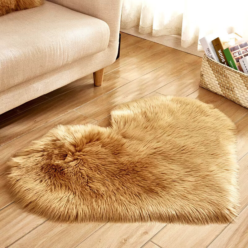Liora — Soft Heart-Shaped Plush Rug with Non-Slip Backing