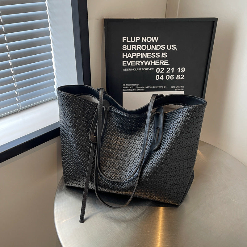 Arlenna — Woven Tote Bag with Spacious Lightweight Design
