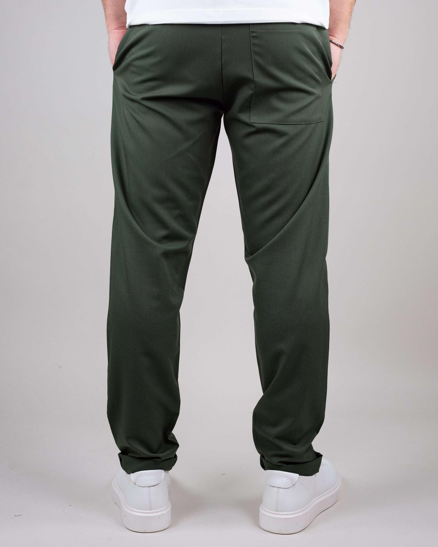 Norla — Breathable Viscose Pants with Tailored Fit for All-Day Comfort