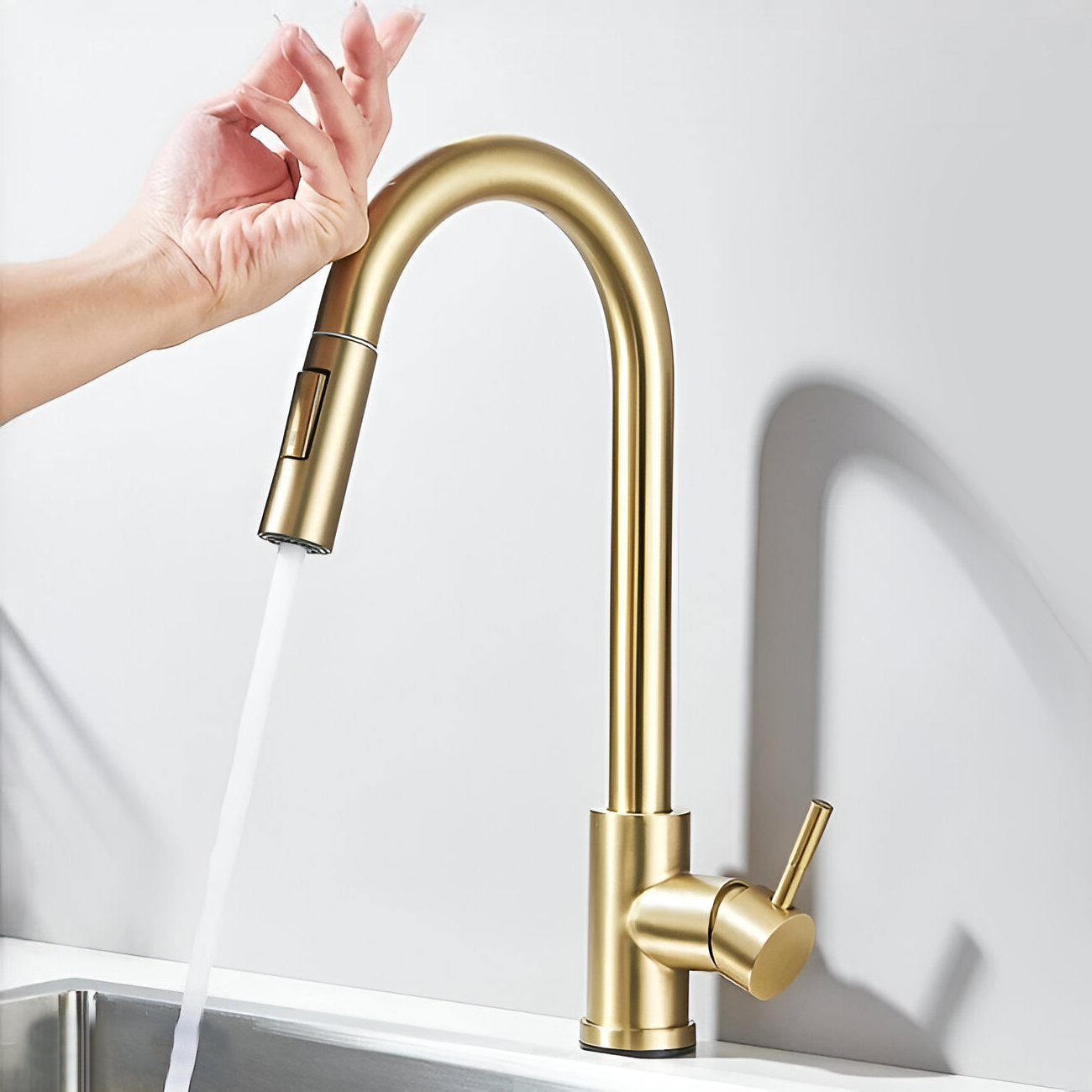 Valenno — Touch-Activated Kitchen Faucet with Pull-Out Sprayer