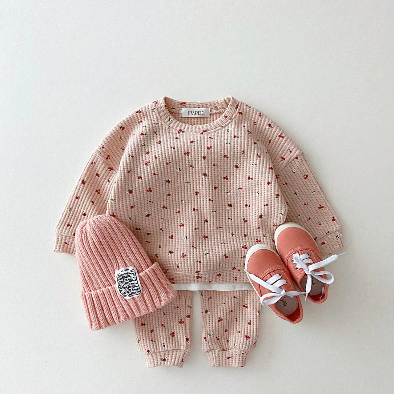 Twinning Outfit™ — Turn Heads and Own Every Family Moment with Unmatched Comfort