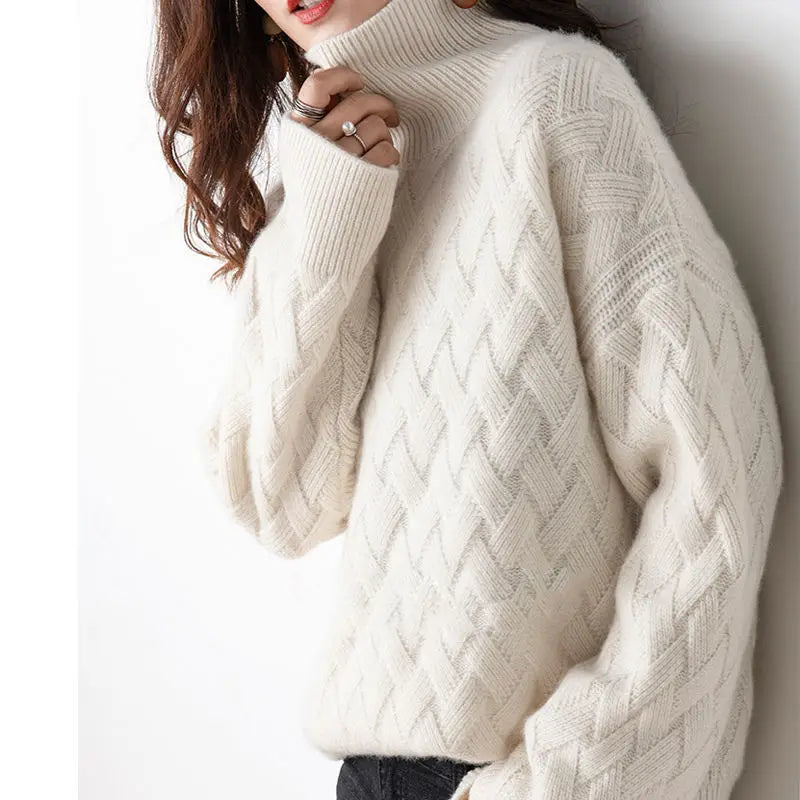 Linora Cashmere Sweater — Soft Turtleneck with Flattering Fit