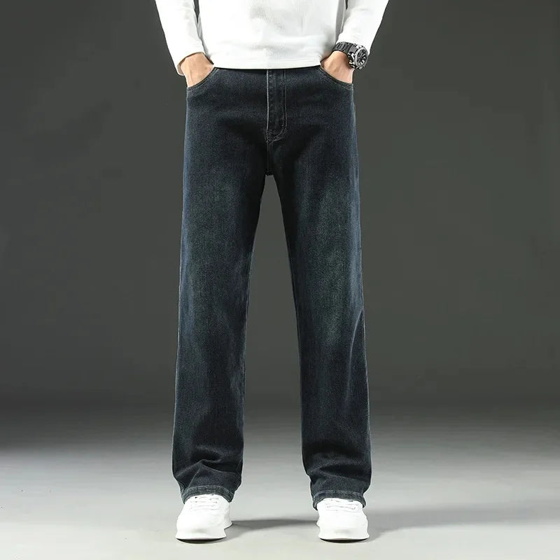 Levaro — Men's Relaxed Straight-Leg Vintage Wash Jeans