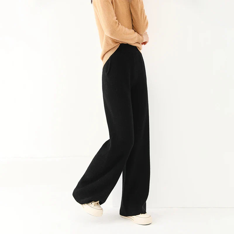Liora — Merino Wool Wide-Leg Pants with High Waist and Pockets