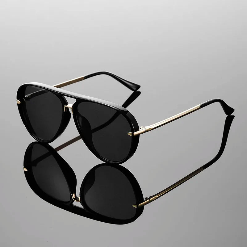 Kalen Aviator Sunglasses — Classic UV Protection with Lightweight Frame