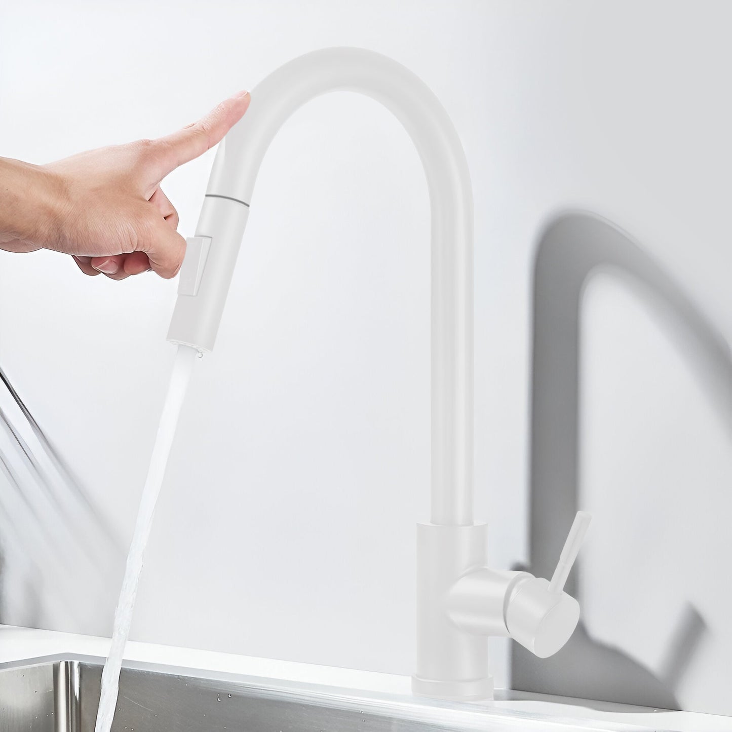 Valenno — Touch-Activated Kitchen Faucet with Pull-Out Sprayer