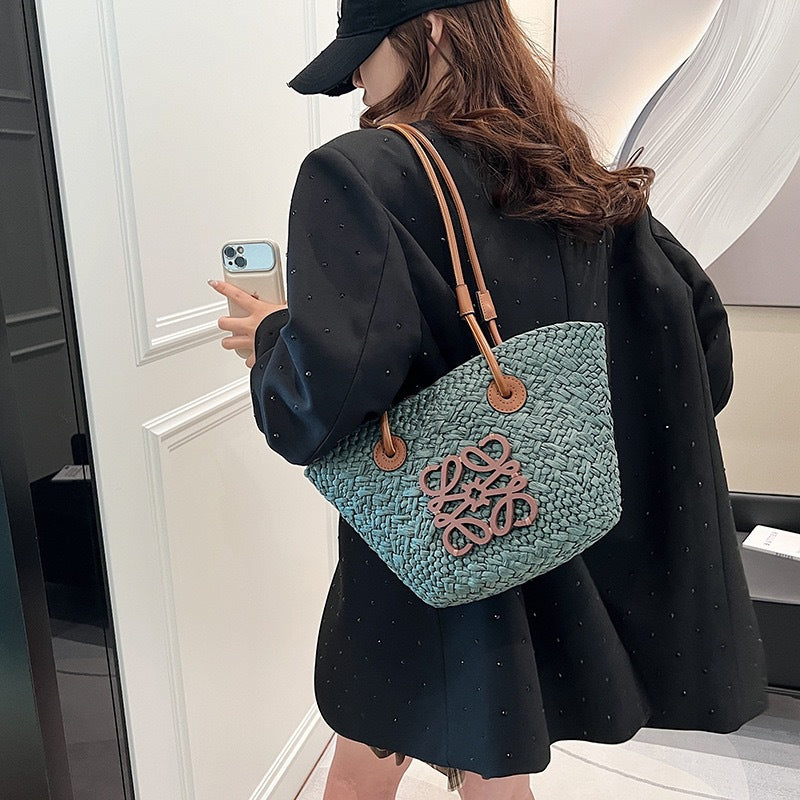 Liora — Handcrafted Straw Beach Bag with Adjustable Faux Leather Handles