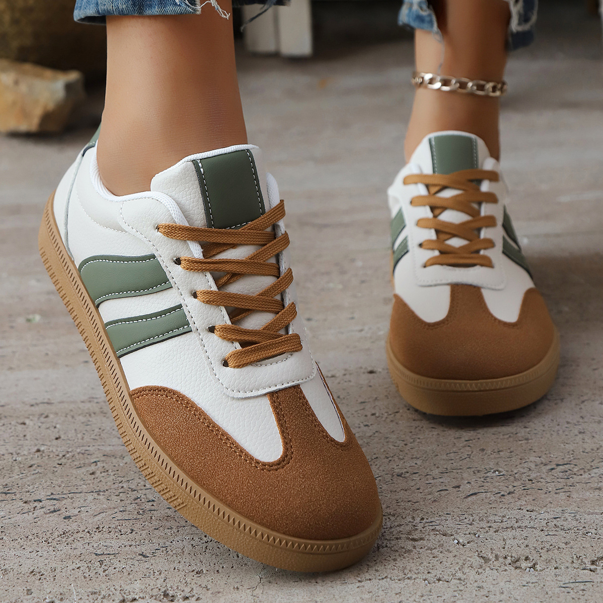 Kaelen — Retro Leather Sneakers with Cushioned Comfort