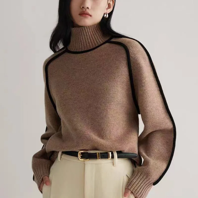 Norla — Women's Cozy Turtleneck Sweater with Relaxed Fit