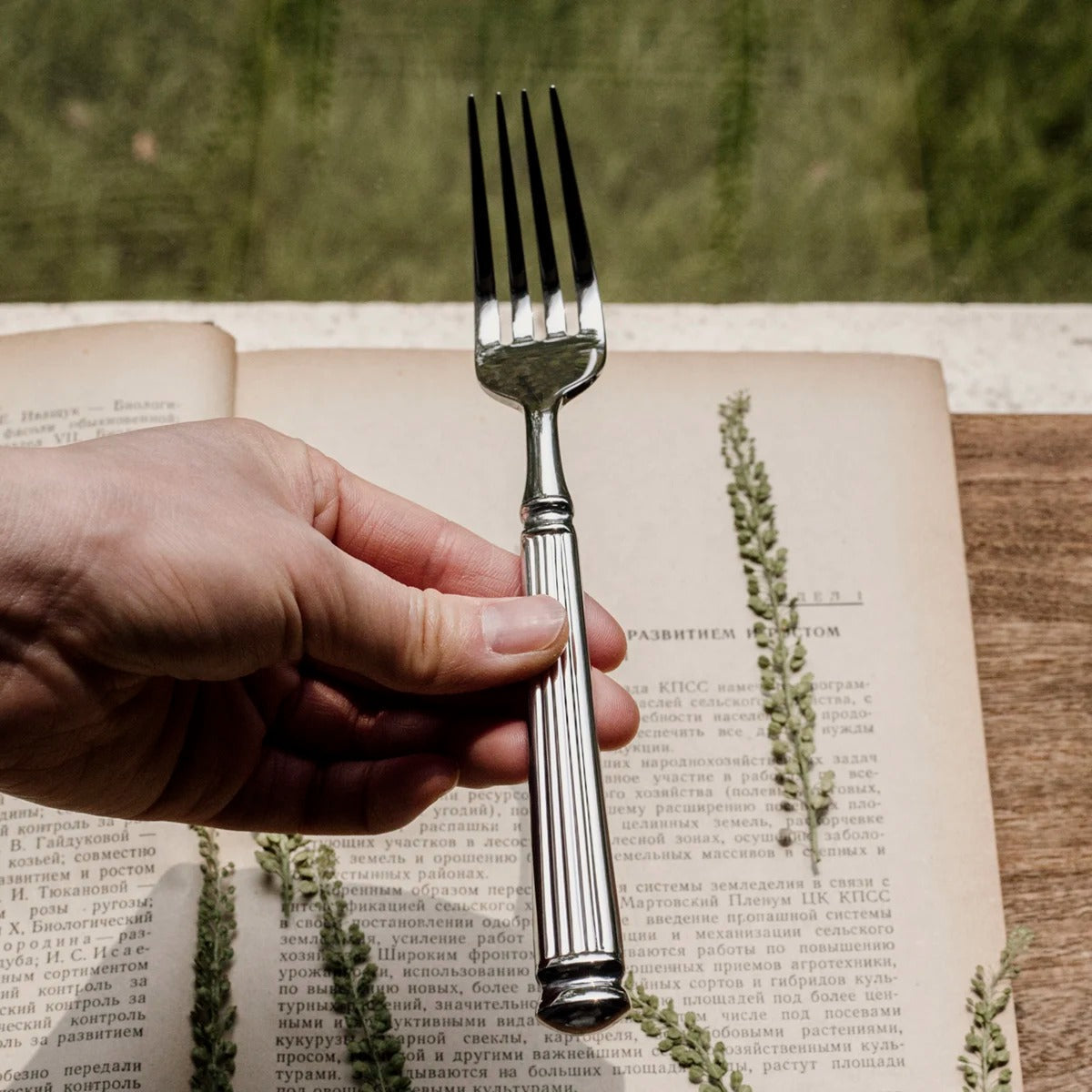 VeroLux™ Elite Flatware — Command Respect and Dine Like Royalty Every Time