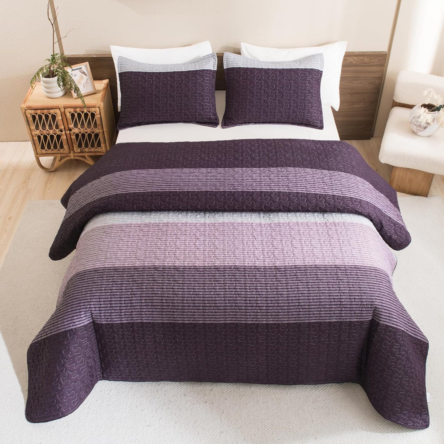 NoirZen™ Quilt Set — Wrap Yourself in Bold Style and All-Season Cloudlike Comfort