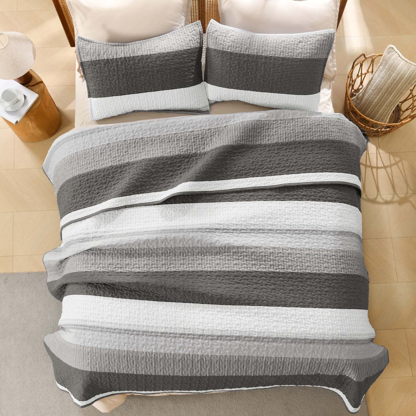 NoirZen™ Quilt Set — Wrap Yourself in Bold Style and All-Season Cloudlike Comfort