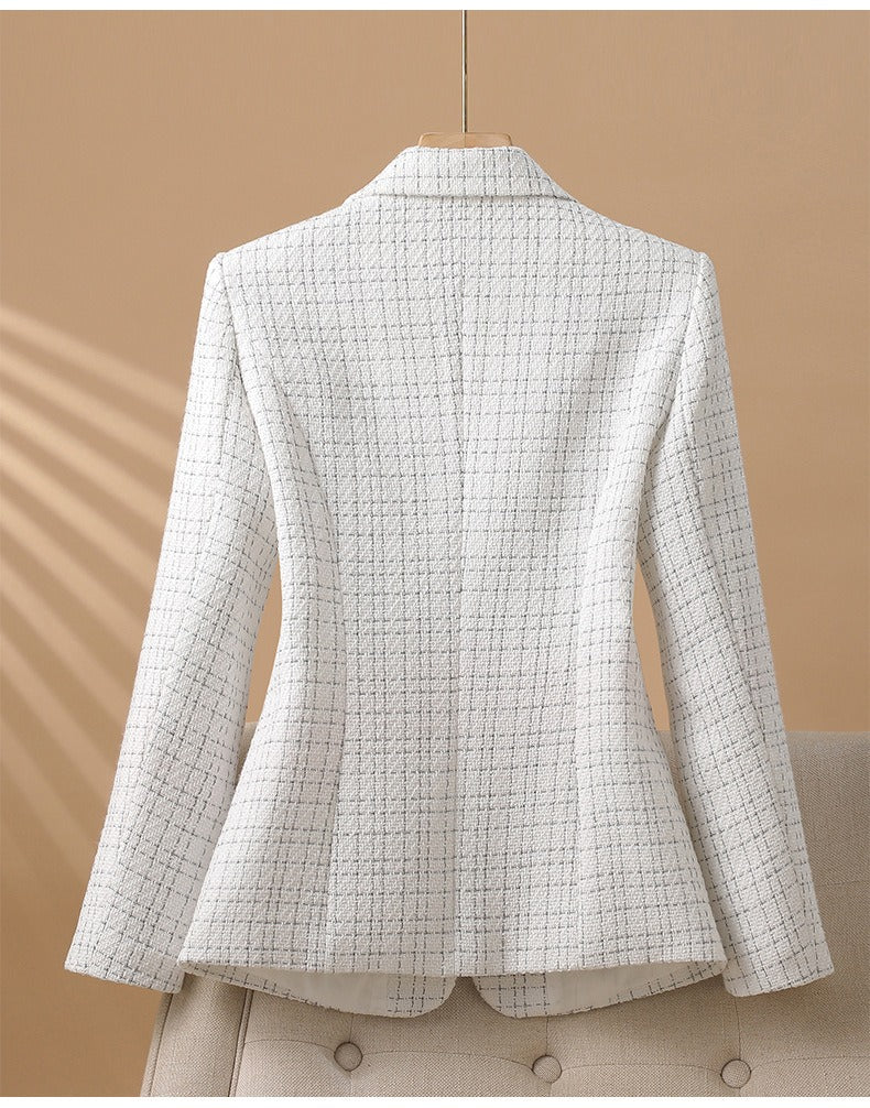 VieraLux™ Blazer — Command Every Room with Effortless, Unshakable Power
