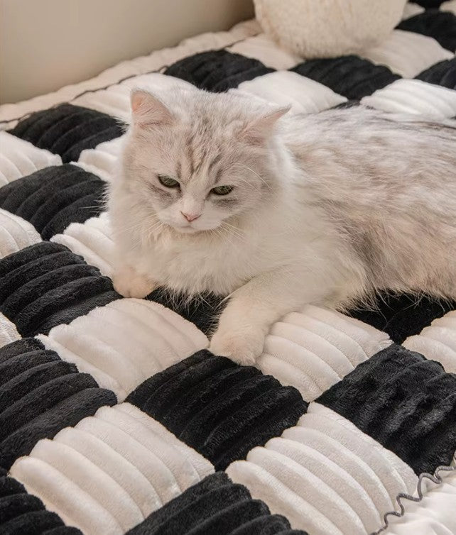 Velvesta™ — Turn Your Sofa Into a Plush Pet Paradise Protected from Chaos