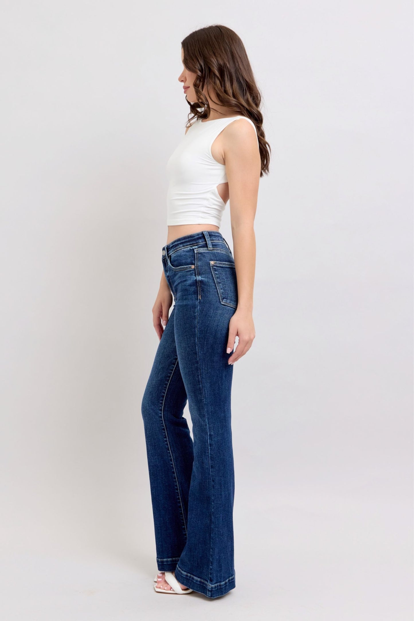 CurveMaster™ — Sculpt Stunning Silhouettes That Command Attention