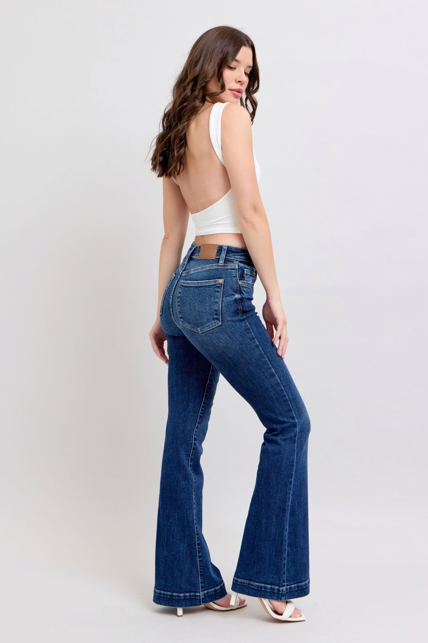 CurveMaster™ — Sculpt Stunning Silhouettes That Command Attention