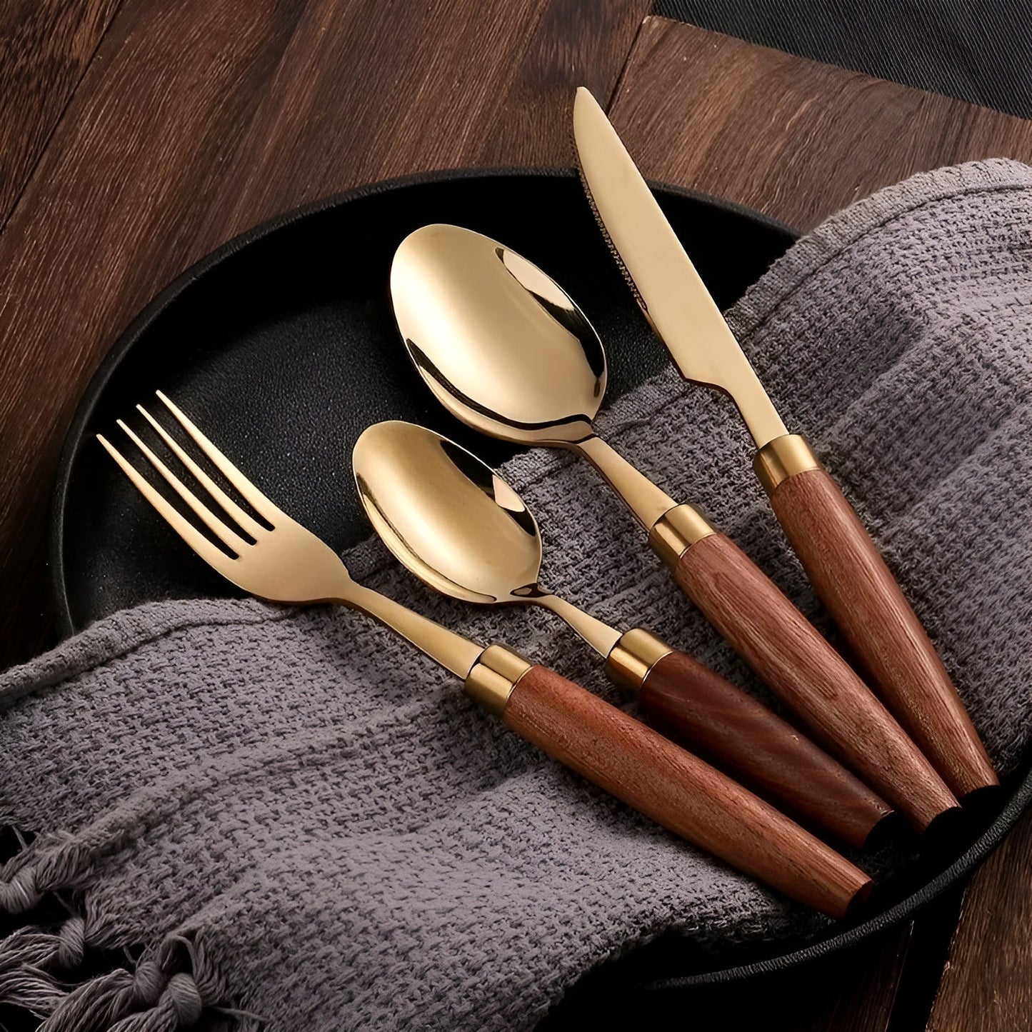 Silvergold Cutlery Set™ — Command Every Meal with Unforgettable Power and Style