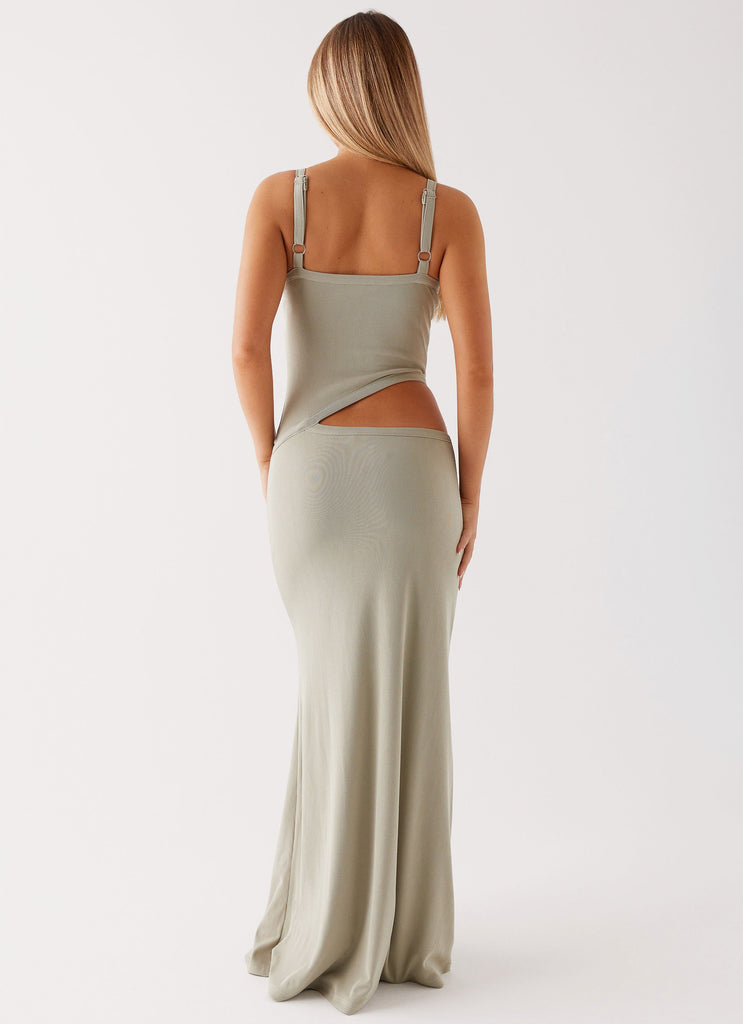 Vellara™ Maxi Dress — Sculpt Your Curves and Command Every Room with Unstoppable Confidence