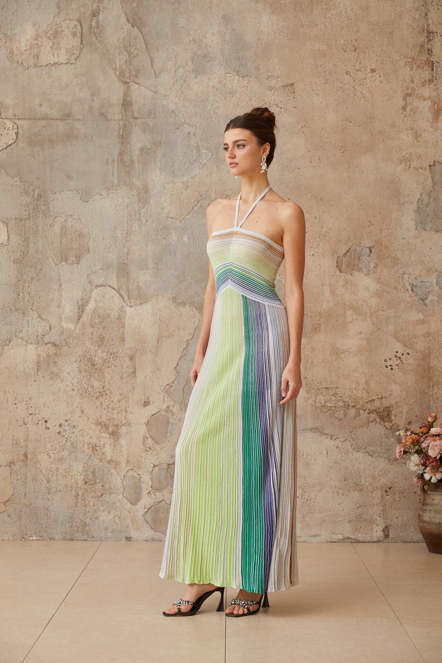 Halterneck Shimmer Dress™ — Own Every Room with Unstoppable, Weightless Glamour