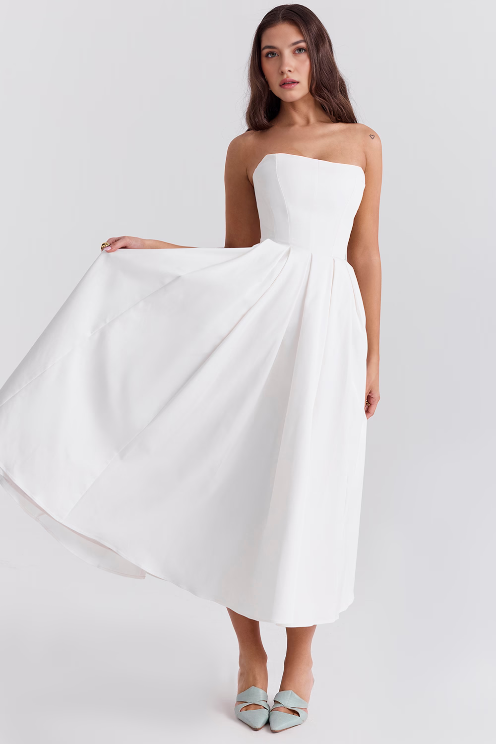 Liora — Elegant Bustier Dress with Waist-Defining Corset for Special Events