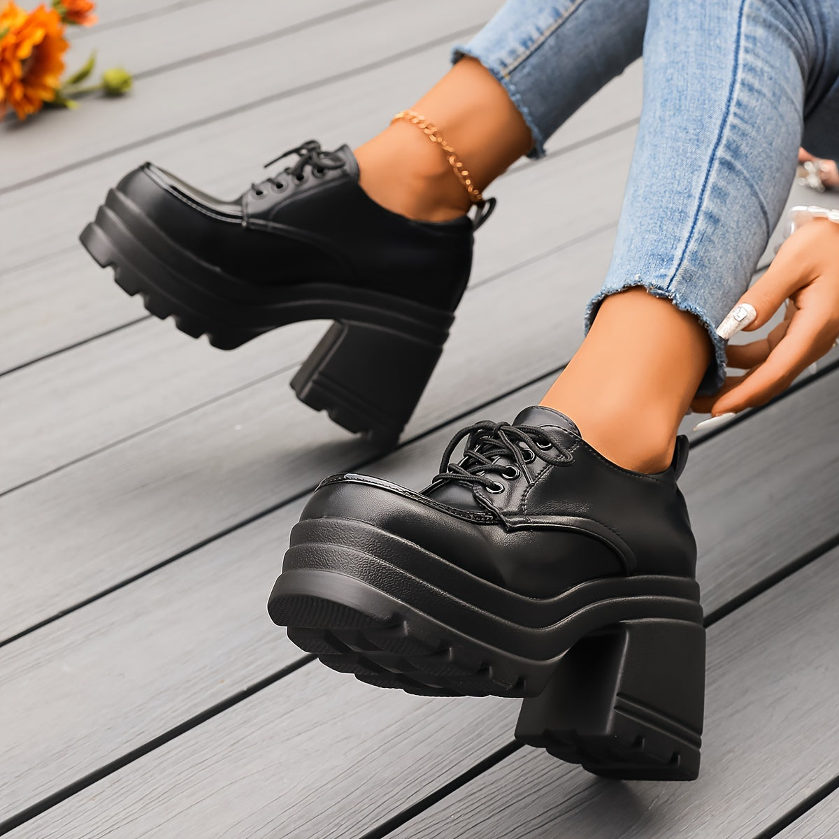 Aurelia — Retro Platform Oxfords with Cushioned Comfort