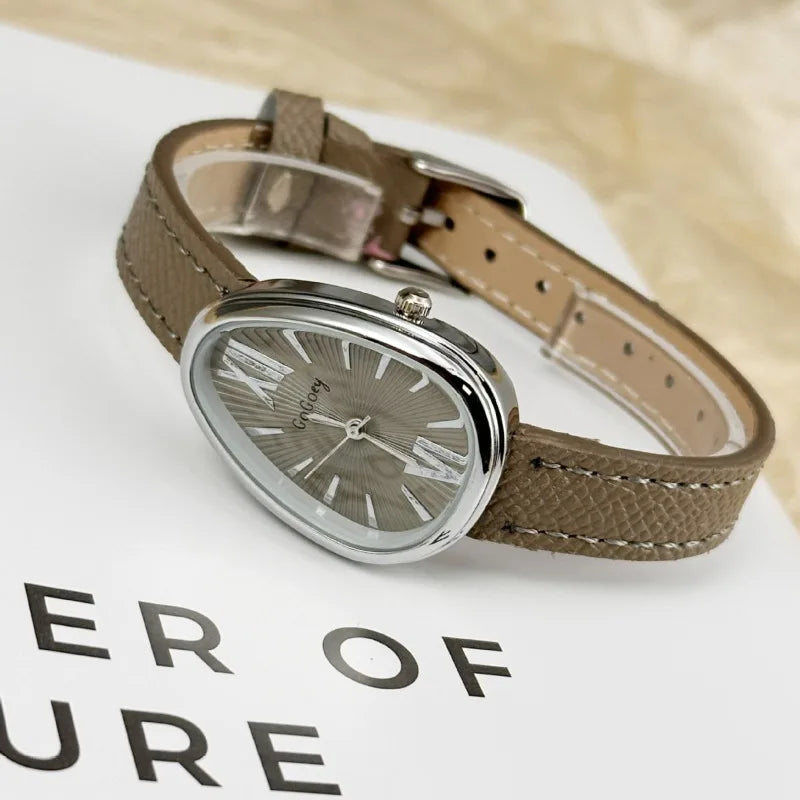 Norla — Vintage Teardrop Oval Watch with Leather Band