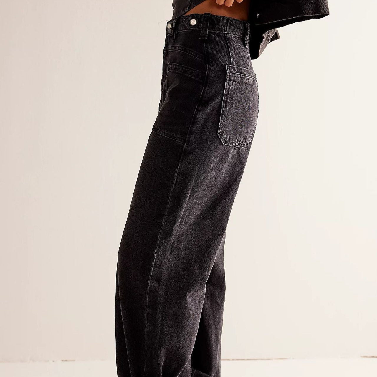 Larkyn — Vintage Light Wash High-Rise Wide Leg Jeans