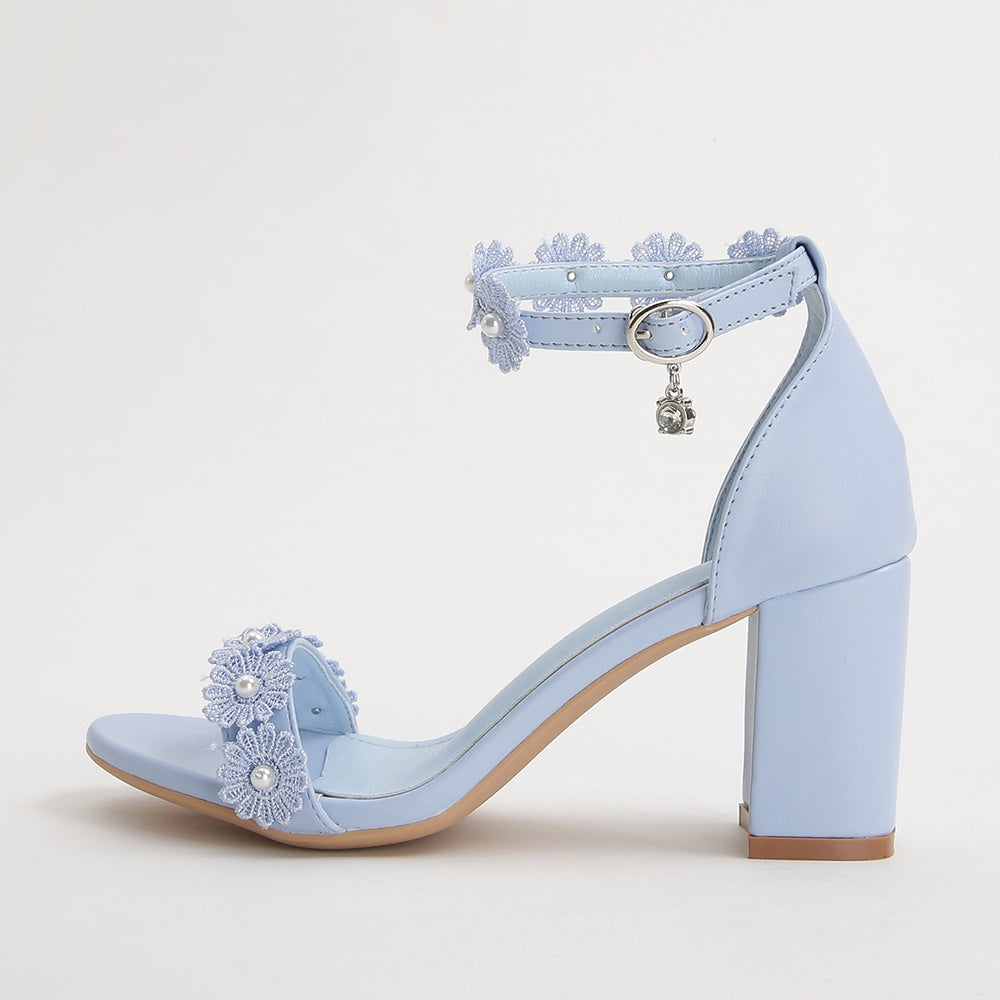 Floral Details™ — Turn Every Step into a Statement of Unshakable Confidence and Effortless Elegance