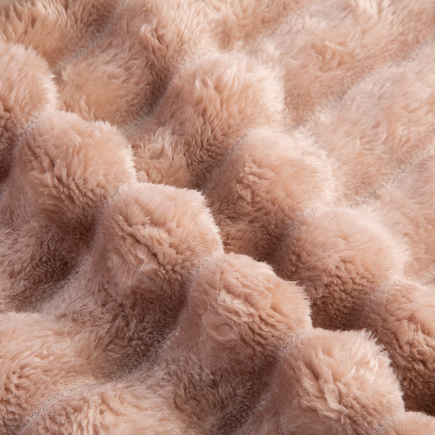 Calora — Lightweight Soft Microfiber Fleece Blanket for Everyday Comfort