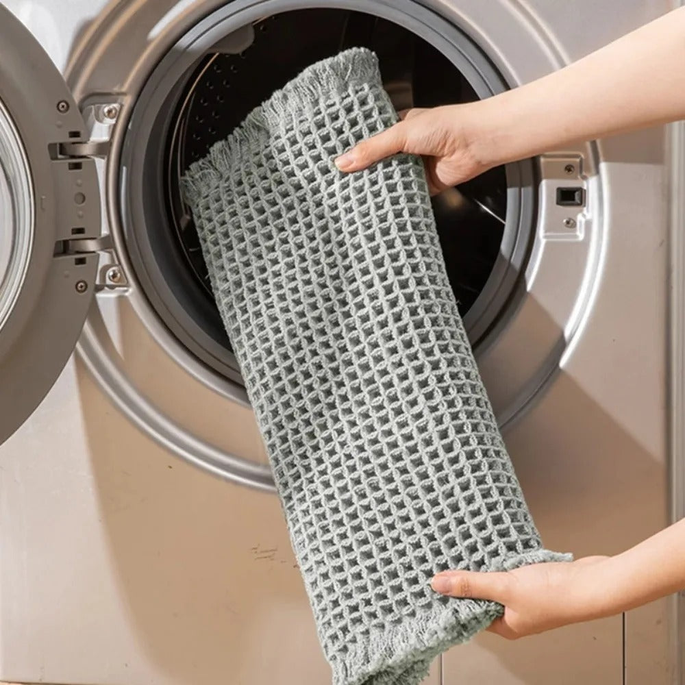 Solis Waffle Mat™ — Wrap Your Feet in Plush Luxury That Lasts All Day