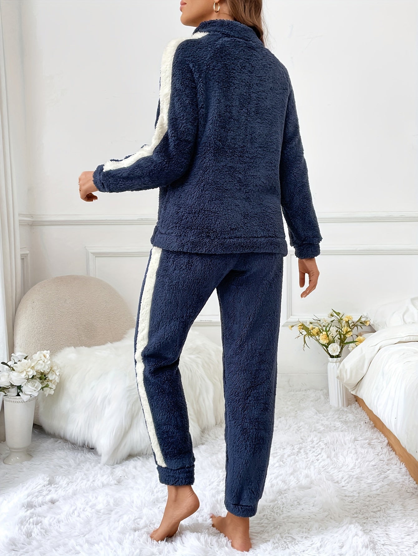 VelouraFlex™ — Embrace Cozy Confidence with Every Wear