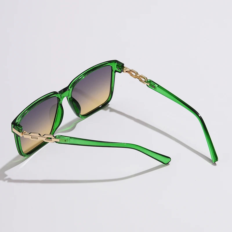 Selan — Oversized Square Sunglasses with Gold Chain-Link Arms