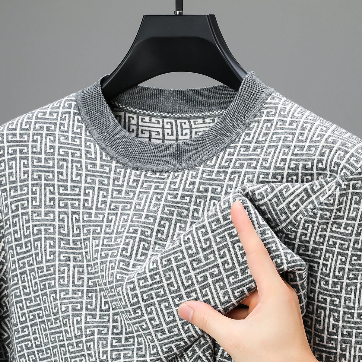 Blakeon — Men's Modern Maze Pattern Knit Sweater with Tailored Fit