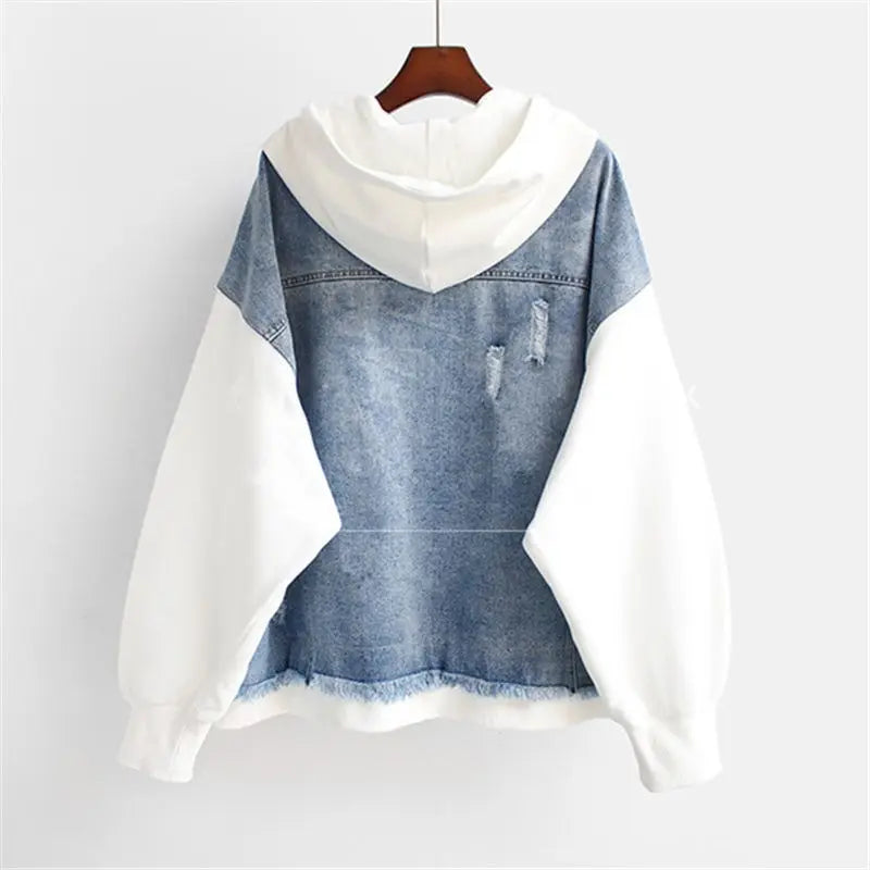 Liora — Organic Cotton Shirt with Relaxed Fit for Everyday Comfort