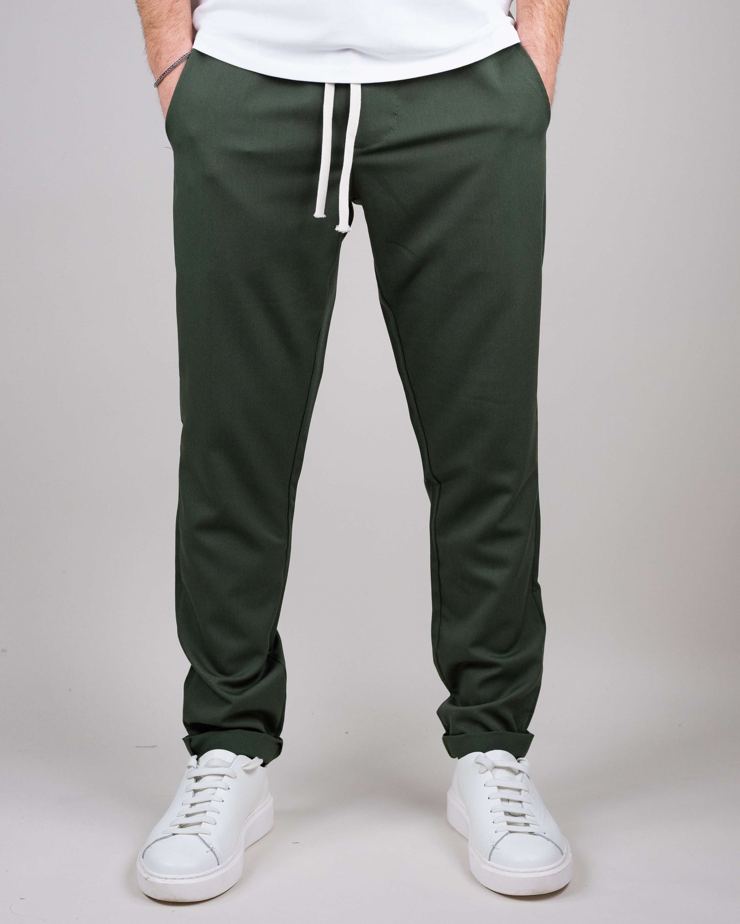 Norla — Breathable Viscose Pants with Tailored Fit for All-Day Comfort