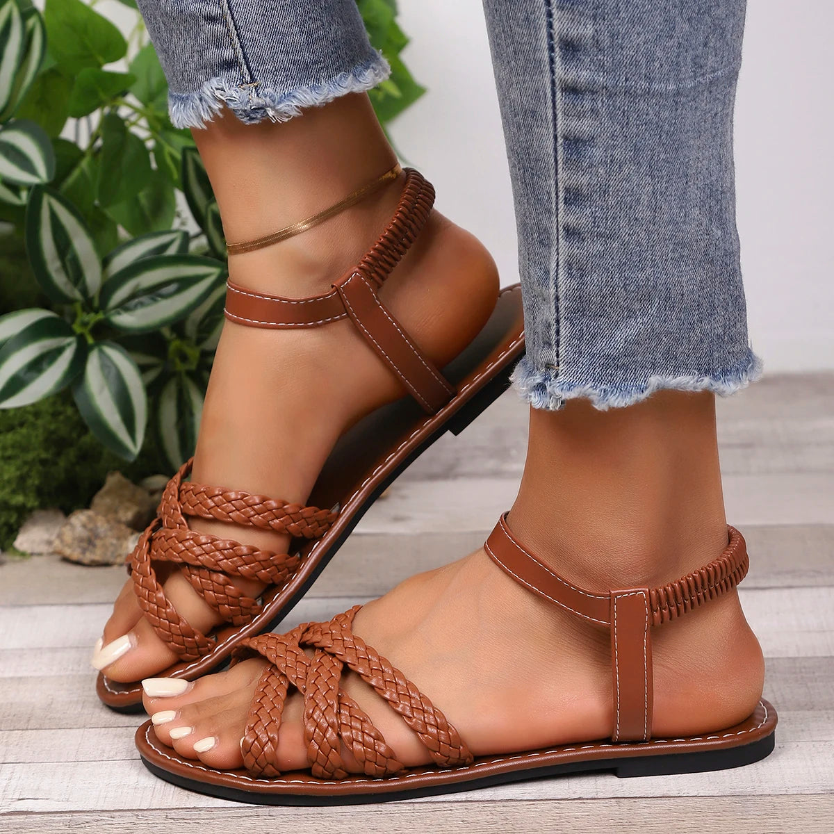 Liora — Handcrafted Vegan Leather Sandals with Cushioned Sole