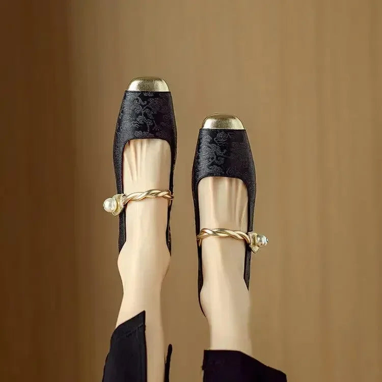 Aloria Silk Pumps — Vintage Style with Pearl Strap and Low Heel
