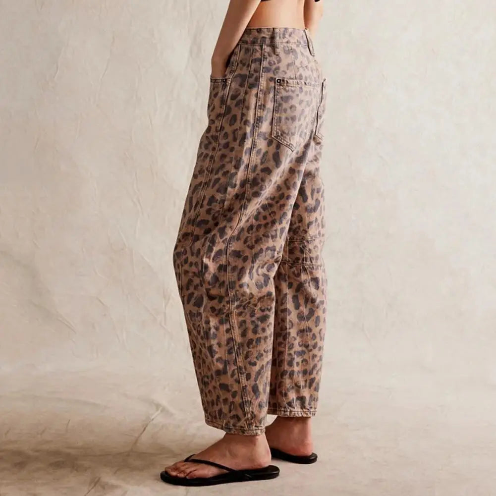 Larenis Wide Leg Jeans — Comfortable Stretch Denim with Retro Fit