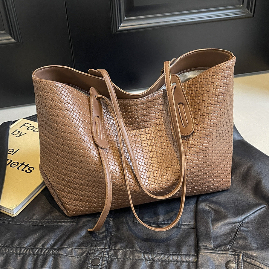 Arlenna — Woven Tote Bag with Spacious Lightweight Design